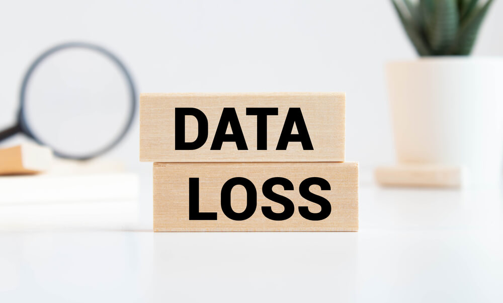 یک عکس که روی آن نوشته DATA LOSS